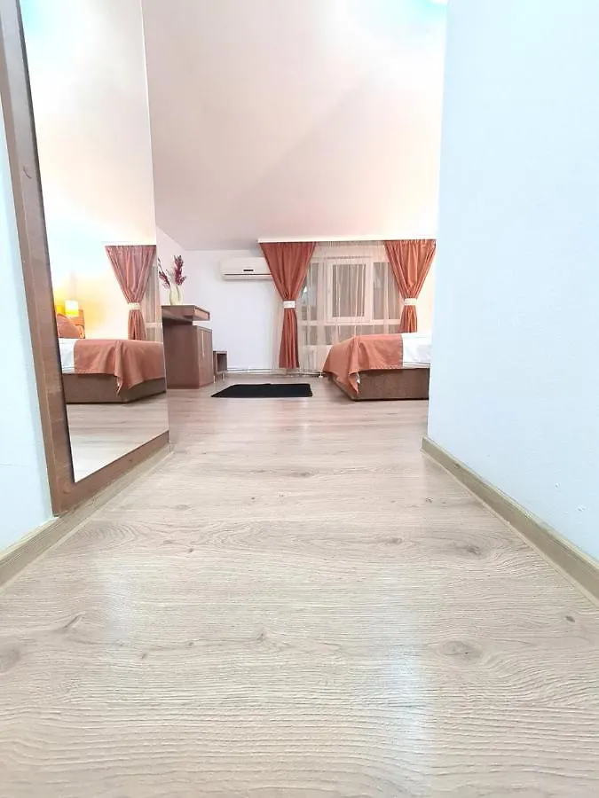مبيت وإفطار بوخارست Garsoniera Privata 0*,